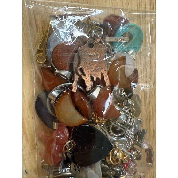 Charm & Small Pendant Lot With Silver Tone Toggle Bracelet For DIY Jewelry Craft - Picture 10 of 12